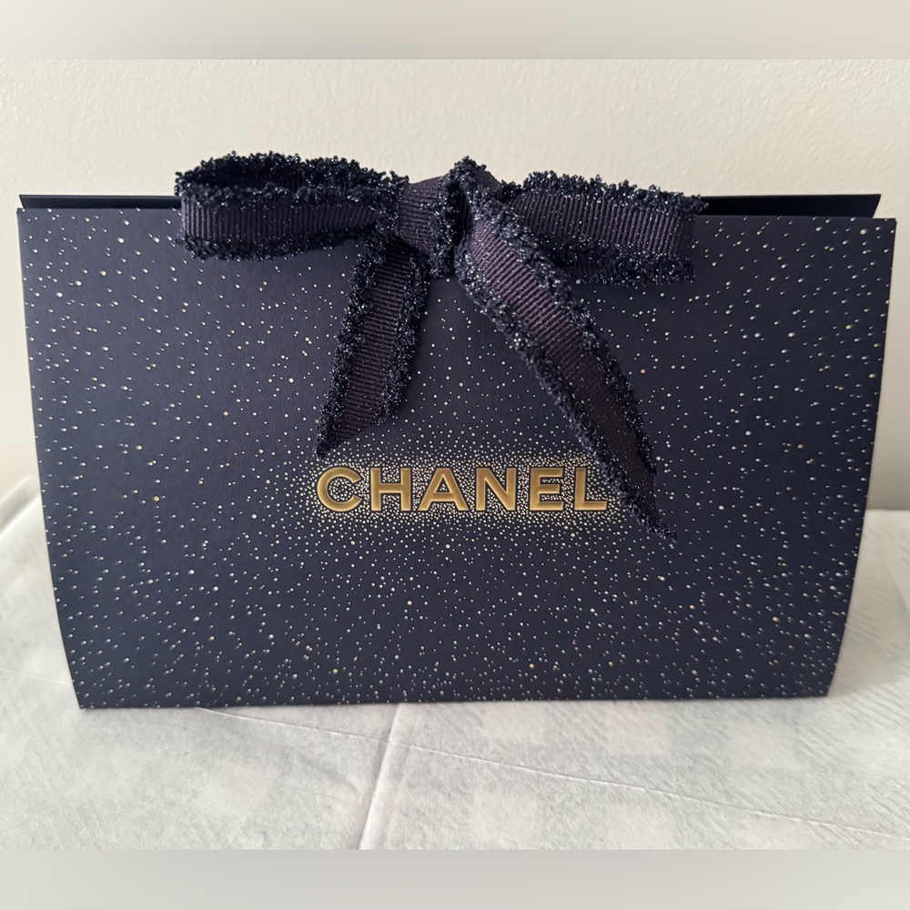 CHANEL Ribbon Envelope-Style Gift Bag Box with Tissue Paper